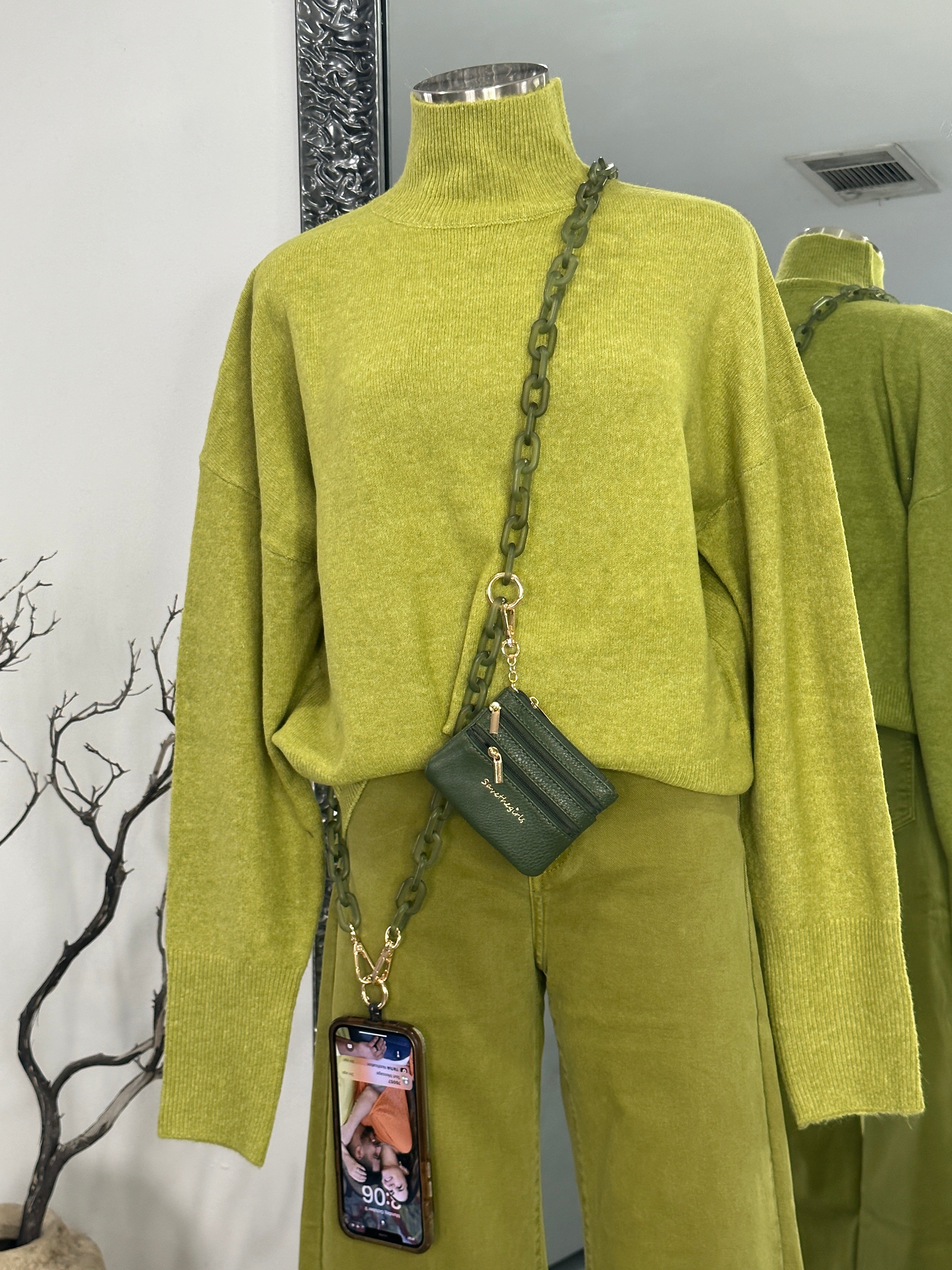 Clip & Go Phone Chain